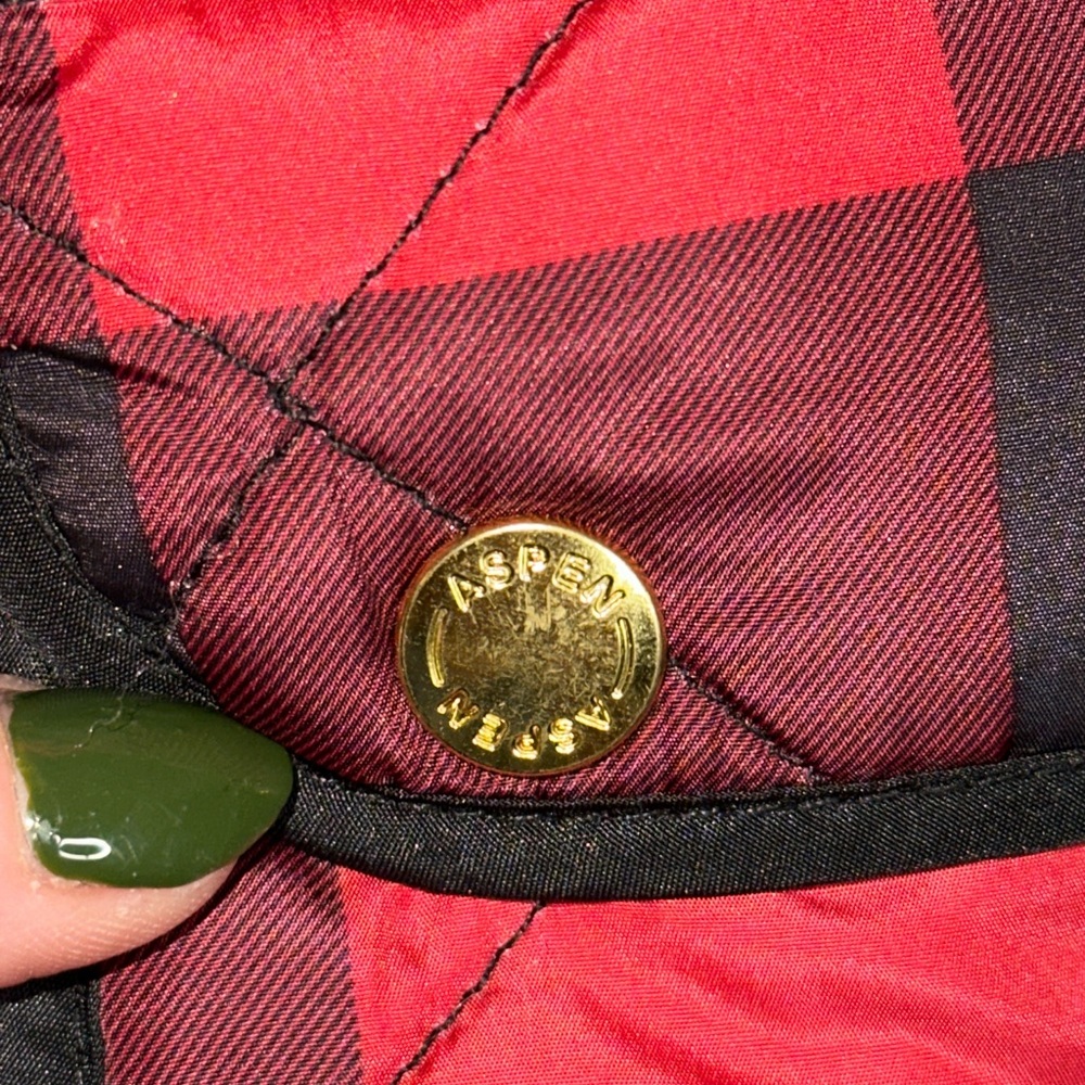 ASPEN Buffalo Plaid Puffer Vest - Picture 4 of 7